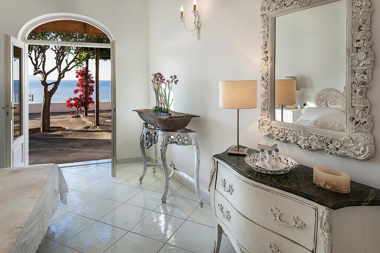 La Villa Resort & Spa Sant'Angelo  Εξωτερικό φωτογραφία